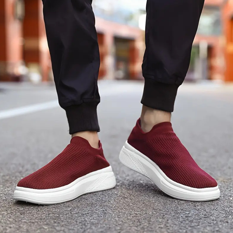 Tênis Slip-On Masculino Minimalista em Malha Premium - Will
