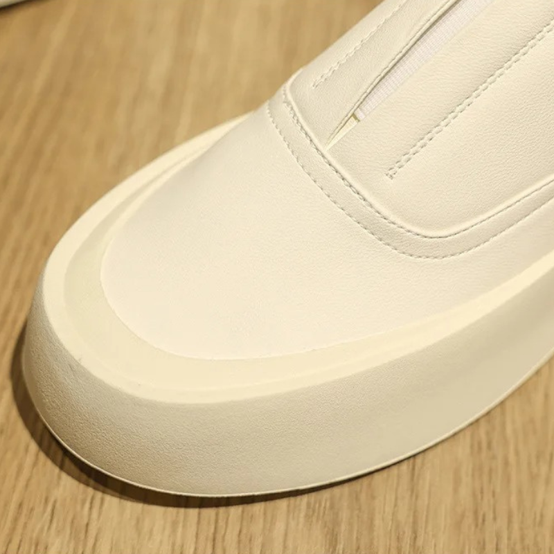 Tênis Masculino Slip-On em Couro Legítimo – Moscou | Outlet