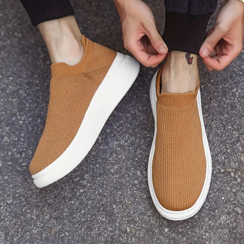 Tênis Slip-On Masculino Minimalista em Malha Premium - Will