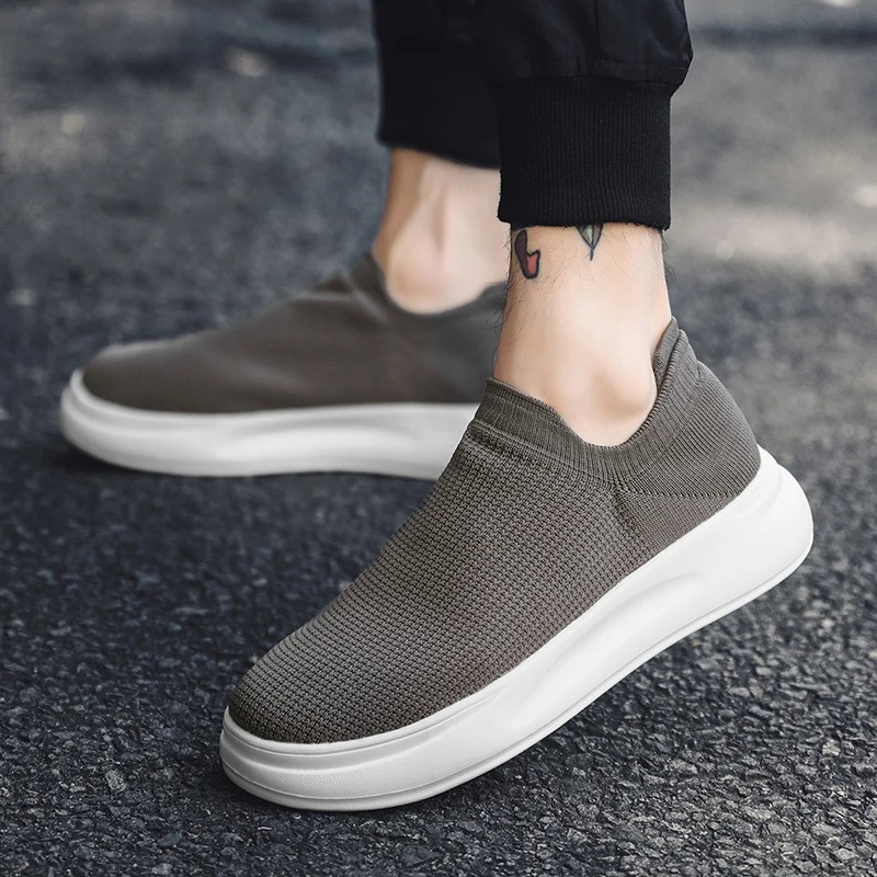 Tênis Slip-On Masculino Minimalista em Malha Premium - Will