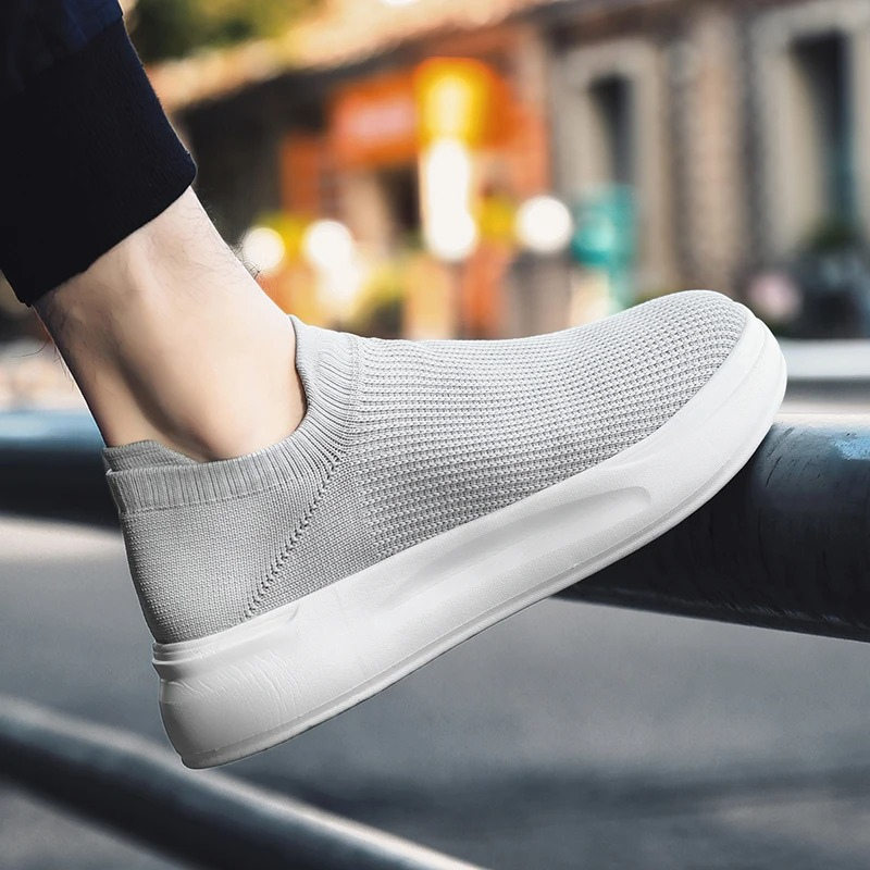 Tênis Slip-On Masculino Minimalista em Malha Premium - Will