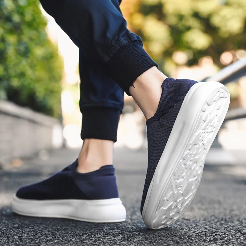 Tênis Slip-On Masculino Minimalista em Malha Premium - Will