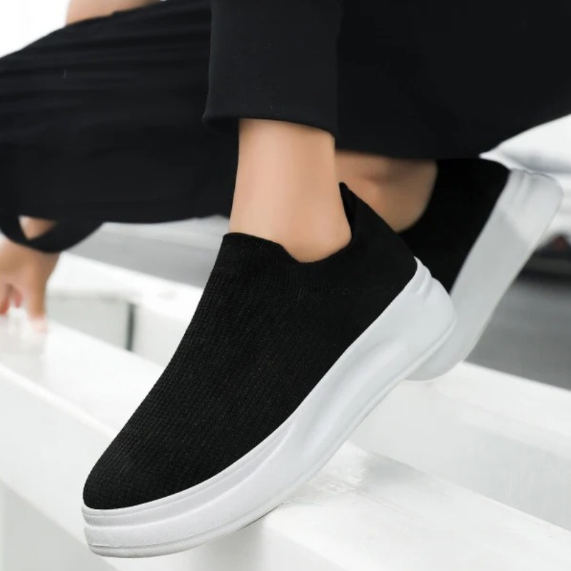 Tênis Slip-On Masculino Minimalista em Malha Premium - Will