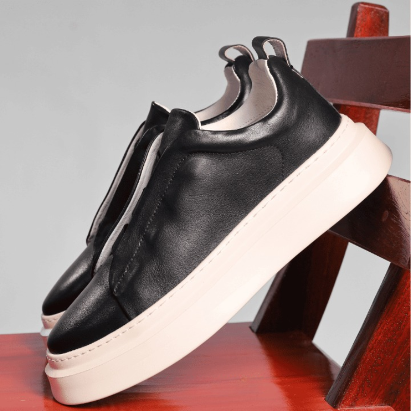 Tênis Masculino Slip-On em Couro Nobre - Califórnia