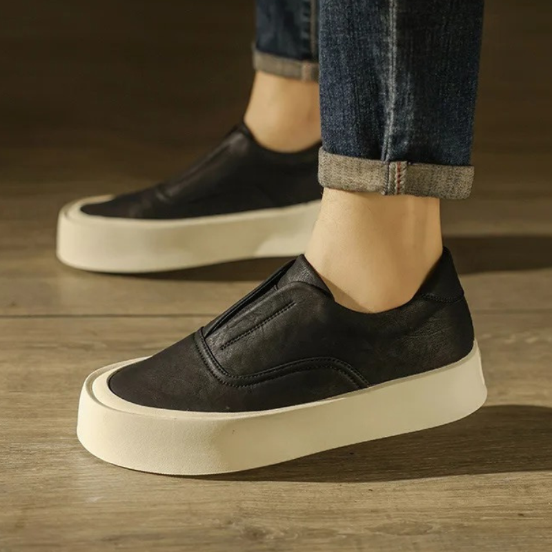 Tênis Masculino Slip-On em Couro Legítimo – Moscou | Outlet