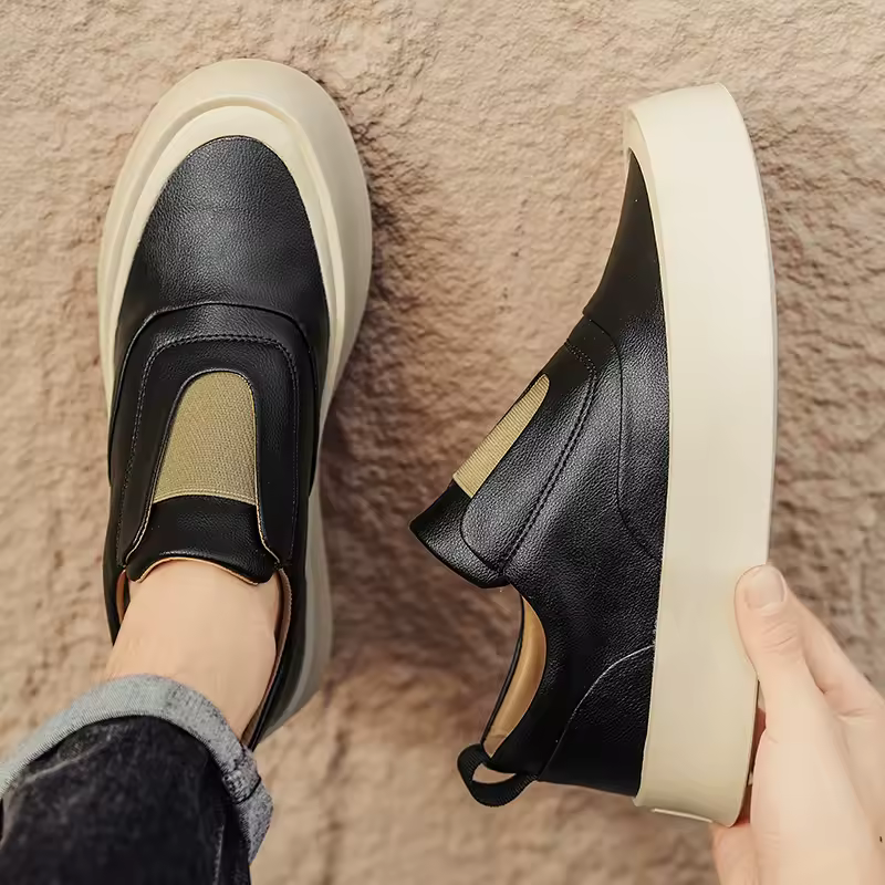 Tênis Casual Slip-On em Couro e Confortável - Kylian