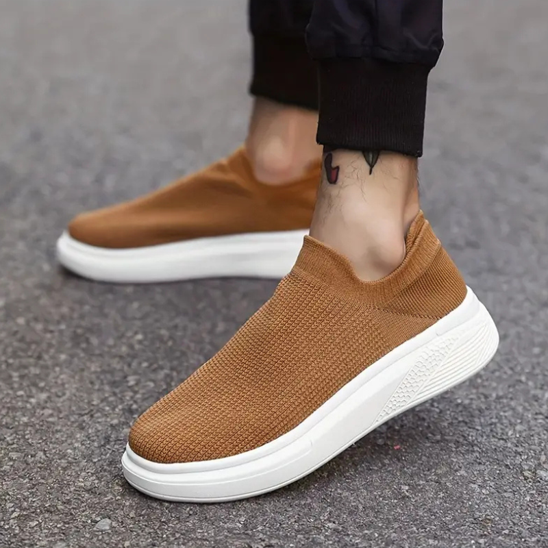 Tênis Slip-On Masculino Minimalista em Malha Premium - Will