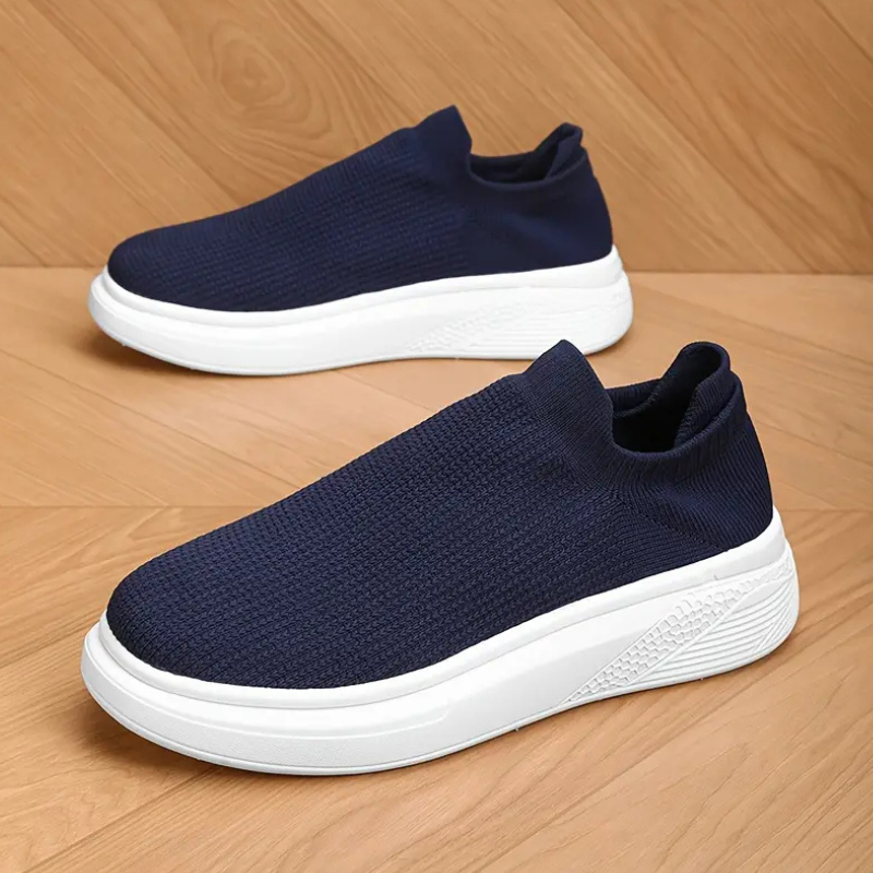 Tênis Slip-On Masculino Minimalista em Malha Premium - Will