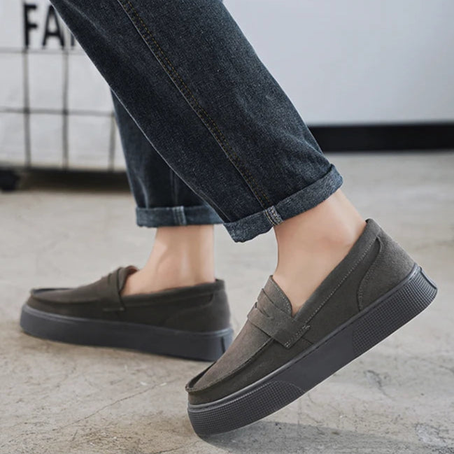 Mocassim Masculino Slip-On em Couro Premium – Torino