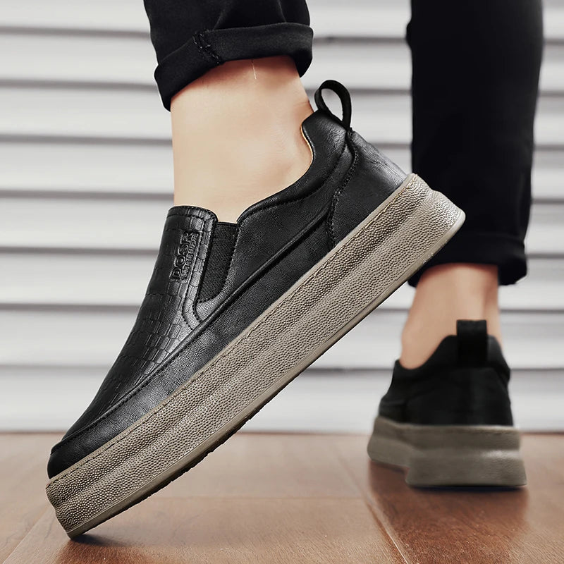 Tênis Masculino Slip-On Casual em Couro - Damien