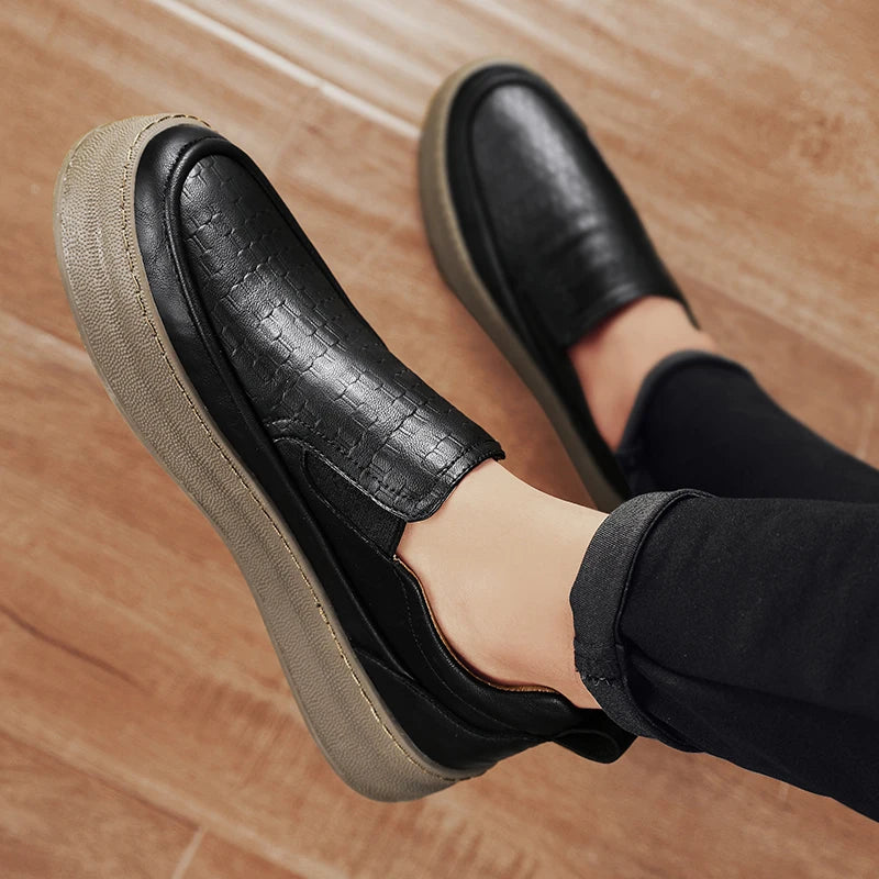 Tênis Masculino Slip-On Casual em Couro - Damien