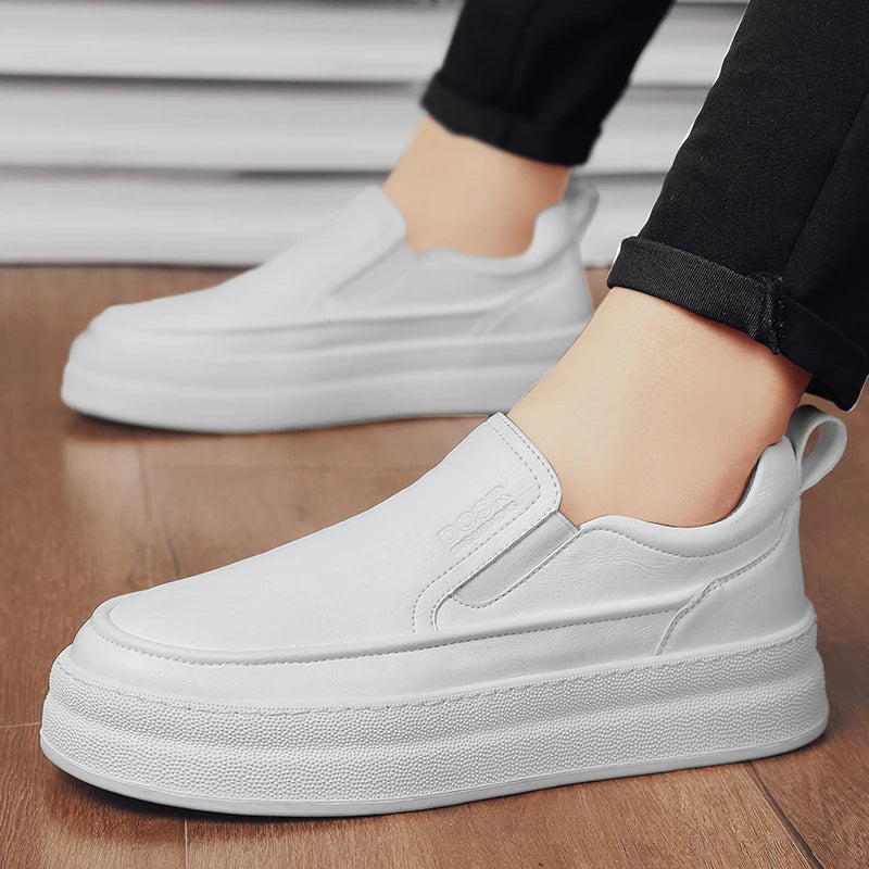 Tênis Masculino Slip-On Casual em Couro - Damien