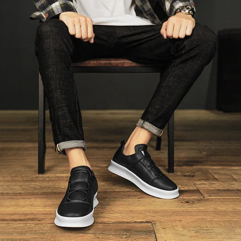 Tênis Masculino Casual Slip-On em Couro e Leve - Vittorio