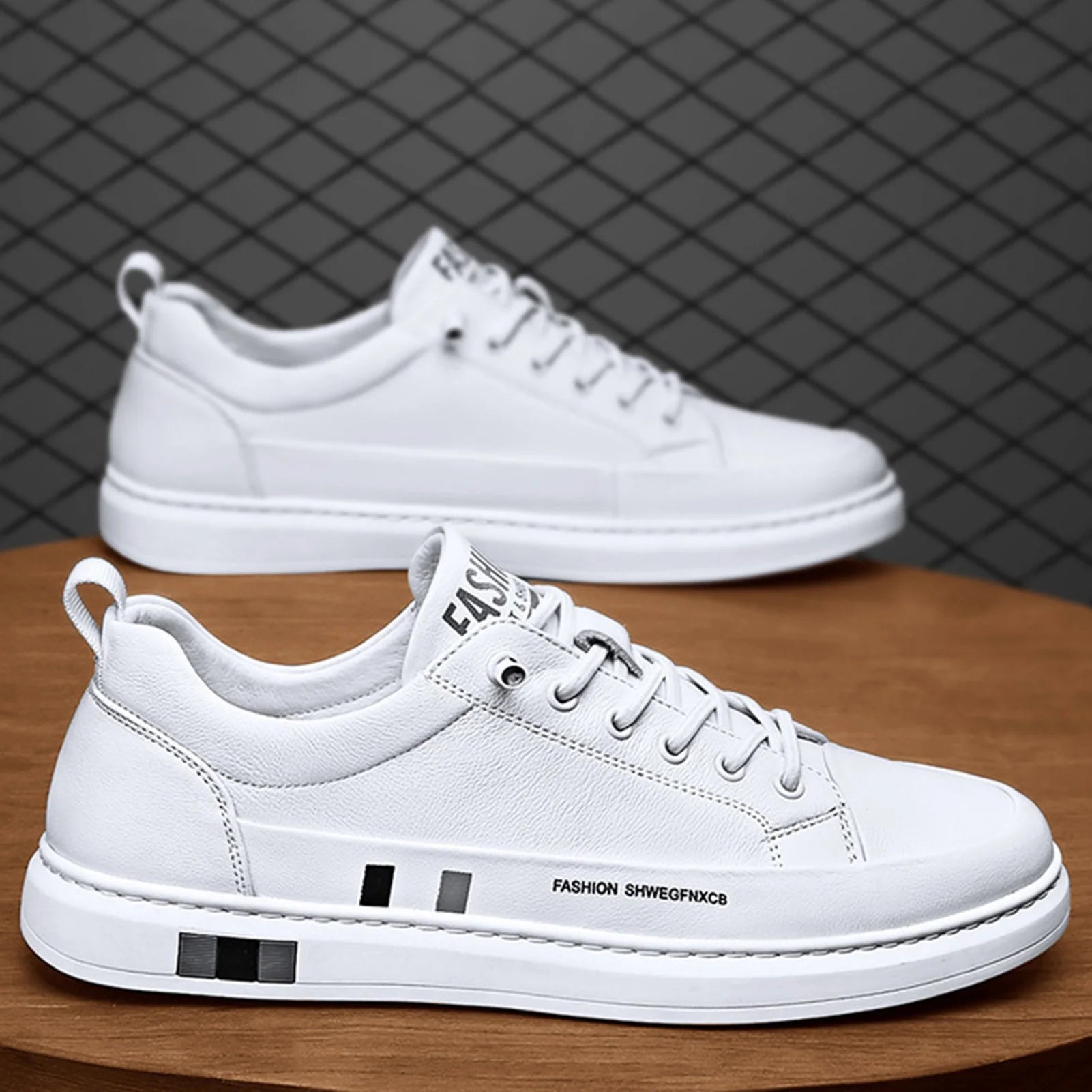 Tênis Masculino Casual em Couro Low-Cut - Marcel