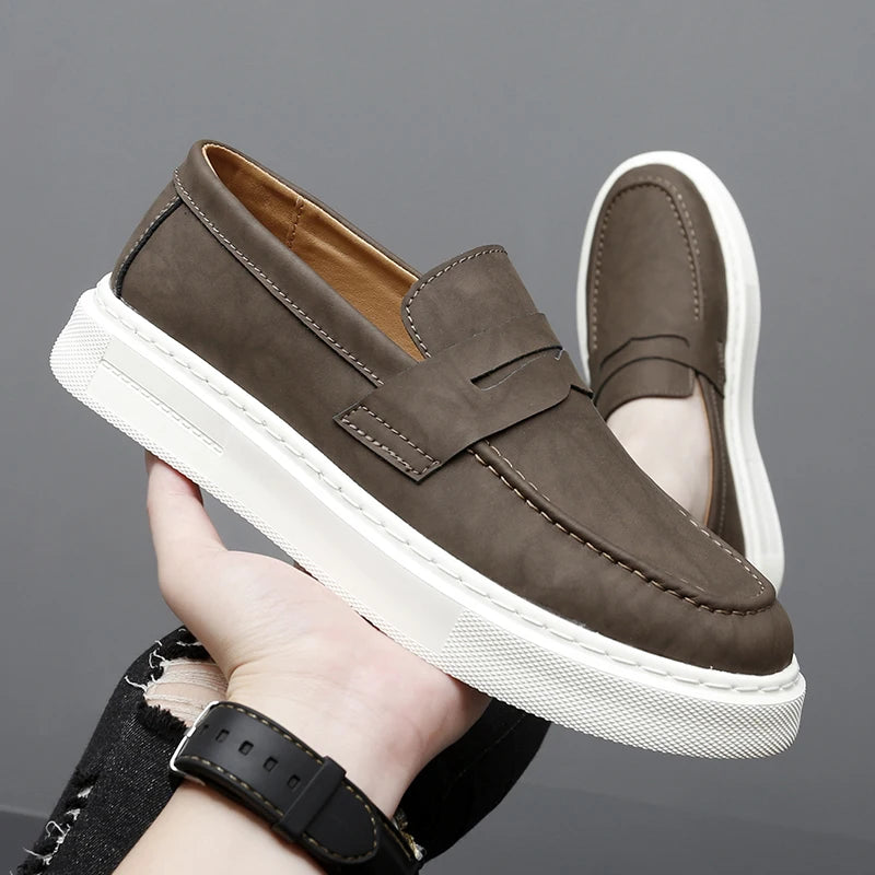 Mocassim Casual Masculino com Solado Leve – Adrian