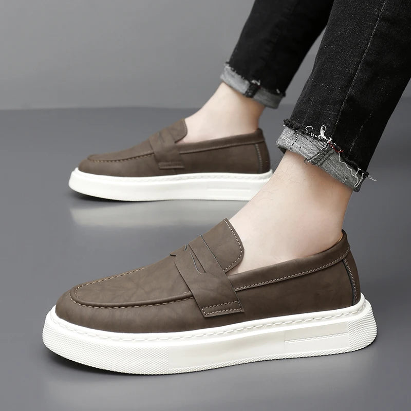 Mocassim Casual Masculino com Solado Leve – Adrian