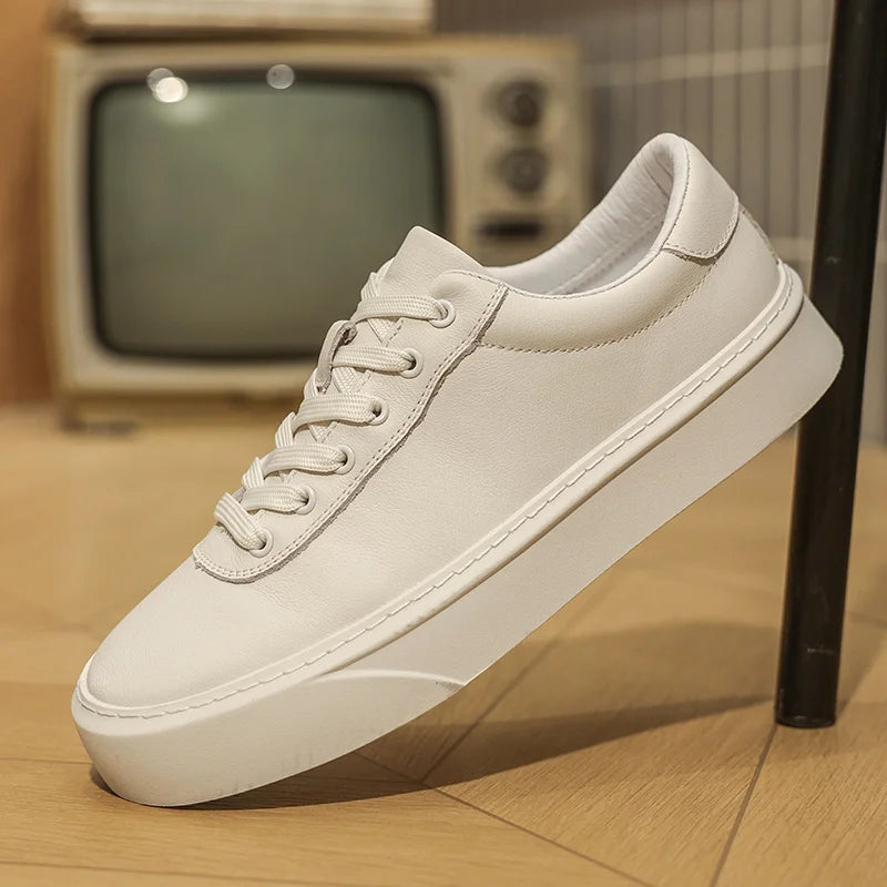 Tênis Masculino Casual em Couro Legítimo - Romano