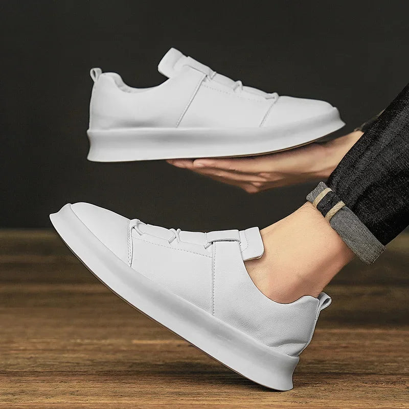 Tênis Masculino Casual Slip-On em Couro e Leve - Vittorio