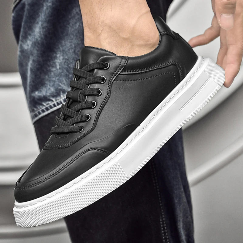 Tênis Casual Masculino em Couro Legítimo - Silvan