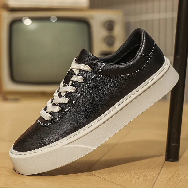 Tênis Masculino Casual em Couro Legítimo - Romano