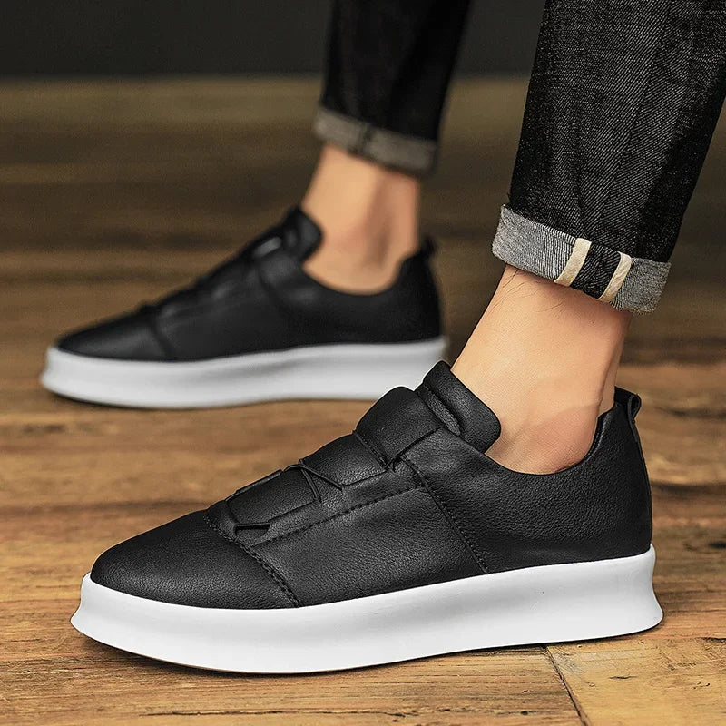 Tênis Masculino Casual Slip-On em Couro e Leve - Vittorio