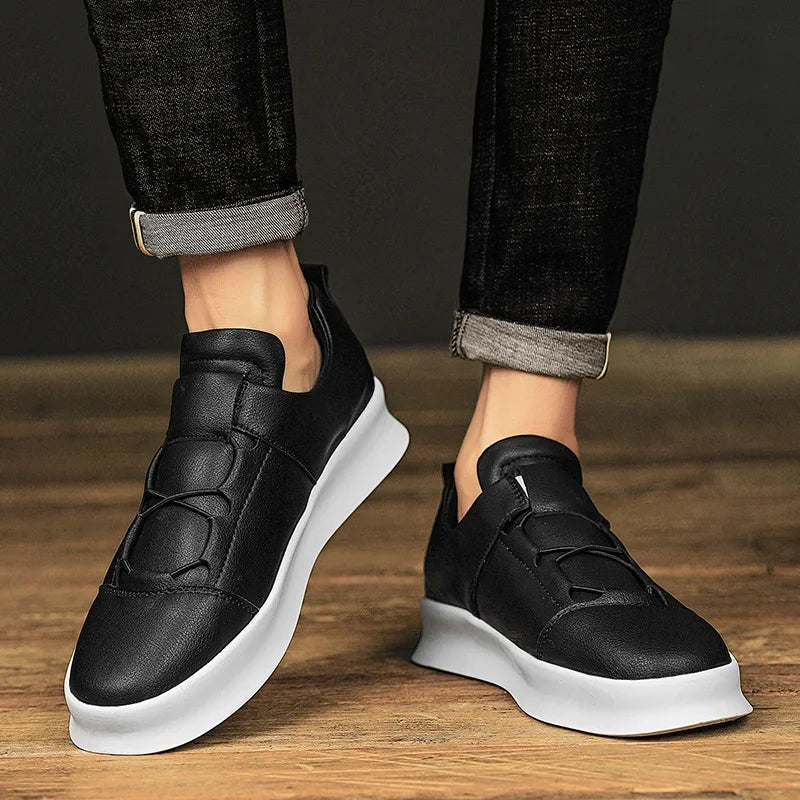 Tênis Masculino Casual Slip-On em Couro e Leve - Vittorio