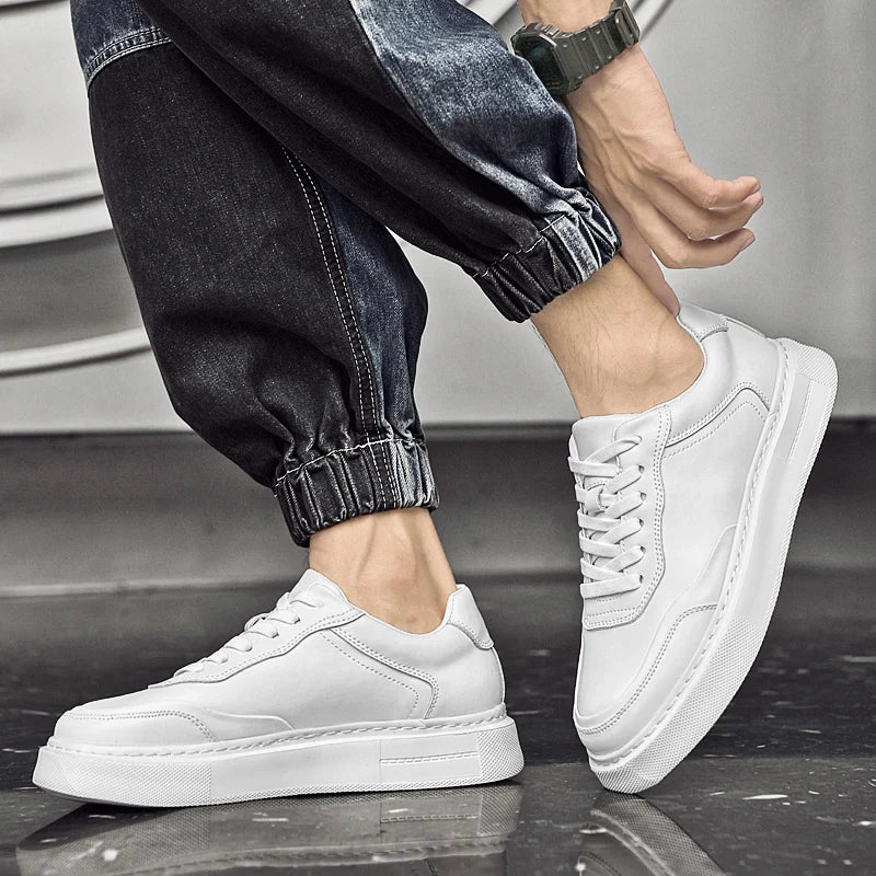 Tênis Casual Masculino em Couro Legítimo - Silvan