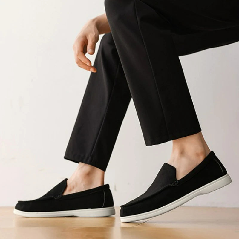 Mocassim Casual Masculino em Camurça com Solado Leve – Evan