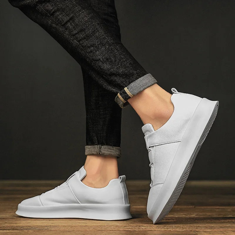 Tênis Masculino Casual Slip-On em Couro e Leve - Vittorio