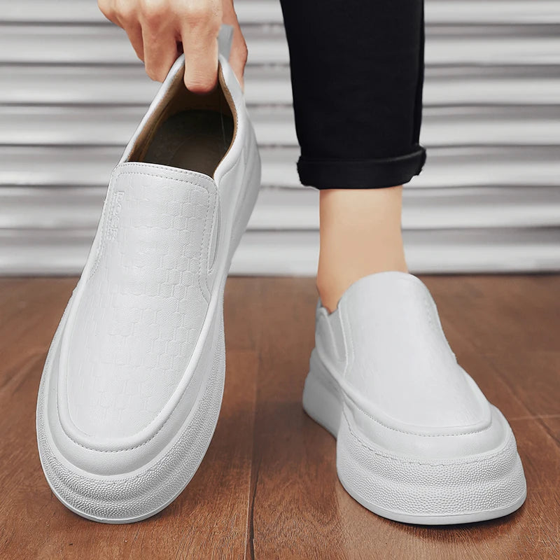 Tênis Masculino Slip-On Casual em Couro - Damien