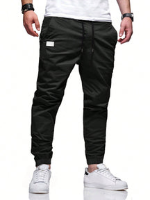 Calça Masculina Jogger em Poliéster com Cordão