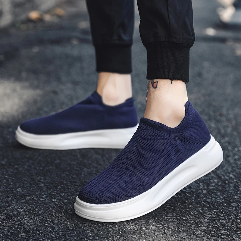 Tênis Slip-On Masculino Minimalista em Malha Premium - Will