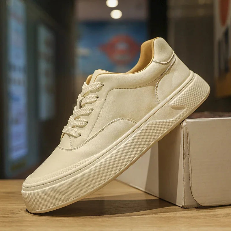 Tênis Masculino Casual em Couro e Confortável - Giulio
