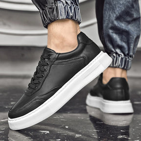 Tênis Casual Masculino em Couro Legítimo - Silvan