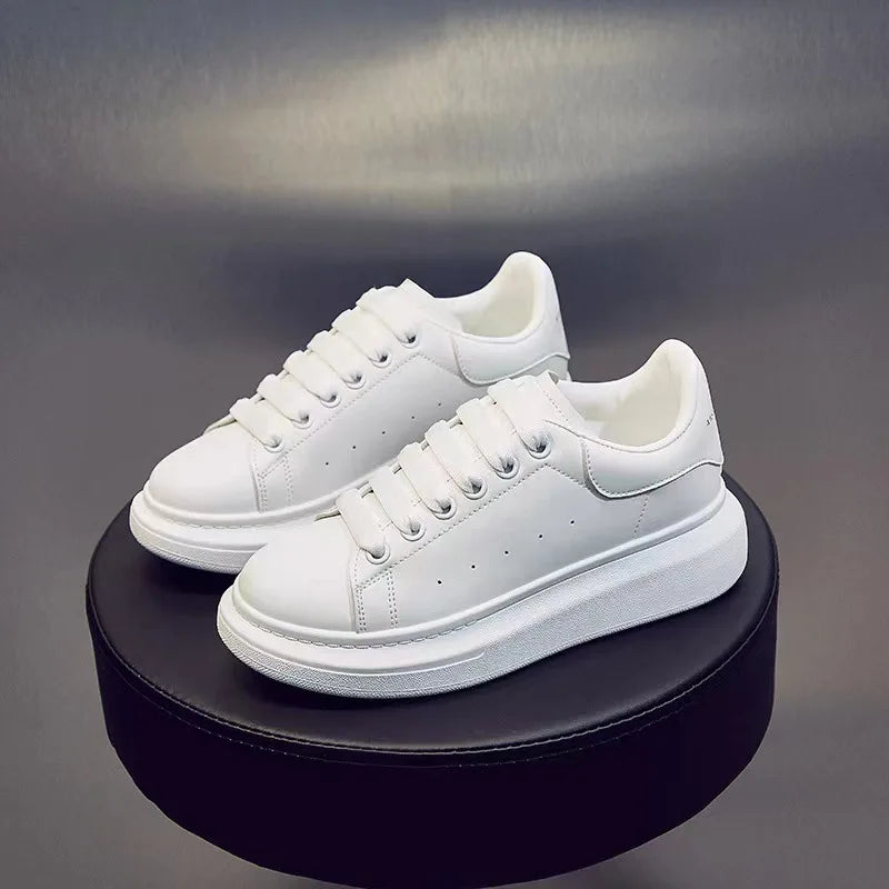Tênis Masculino Plataforma em Couro Minimalista - Sanches