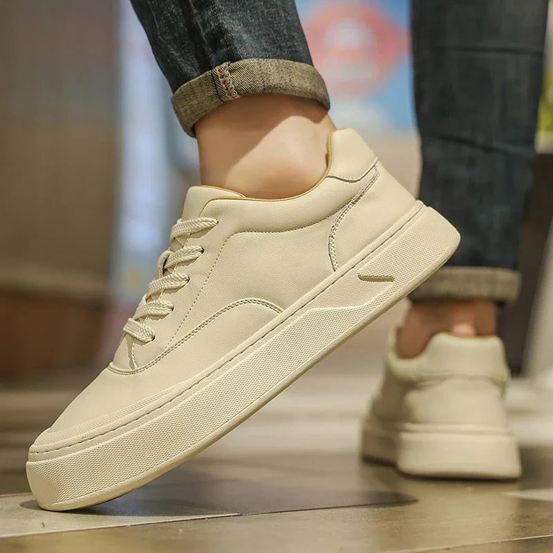 Tênis Masculino Casual em Couro e Confortável - Giulio