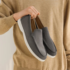 Mocassim Casual Masculino em Camurça com Solado Leve – Evan