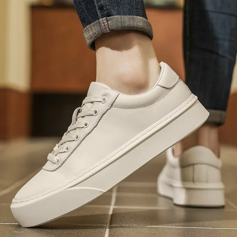 Tênis Masculino Casual em Couro Legítimo - Romano