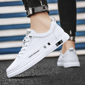 Tênis Masculino Casual em Couro Low-Cut - Marcel